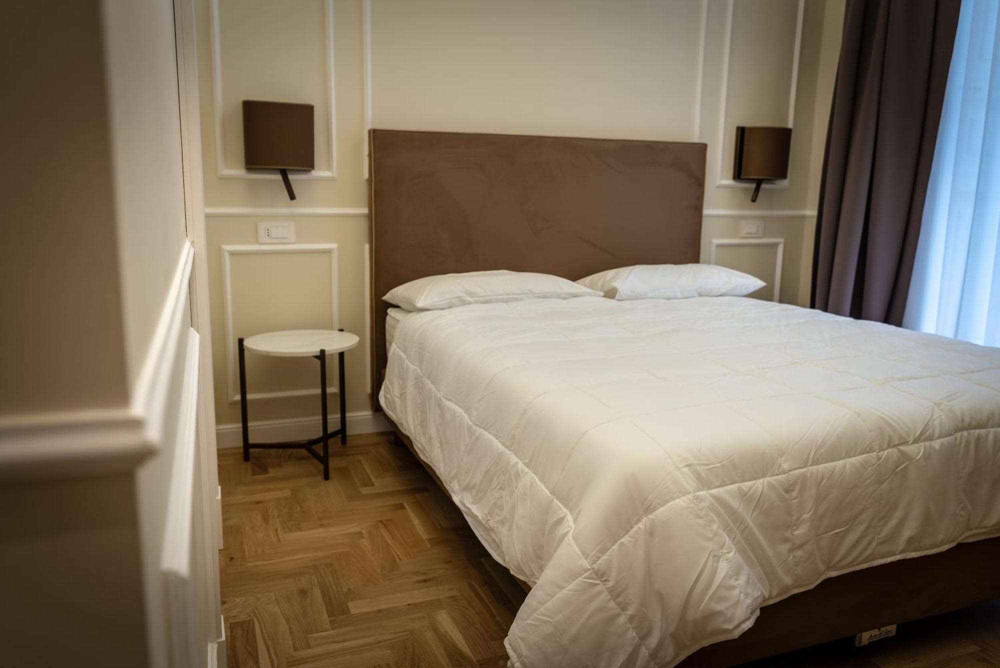 Antica Dimora Pessina Otel Napoli Dış mekan fotoğraf