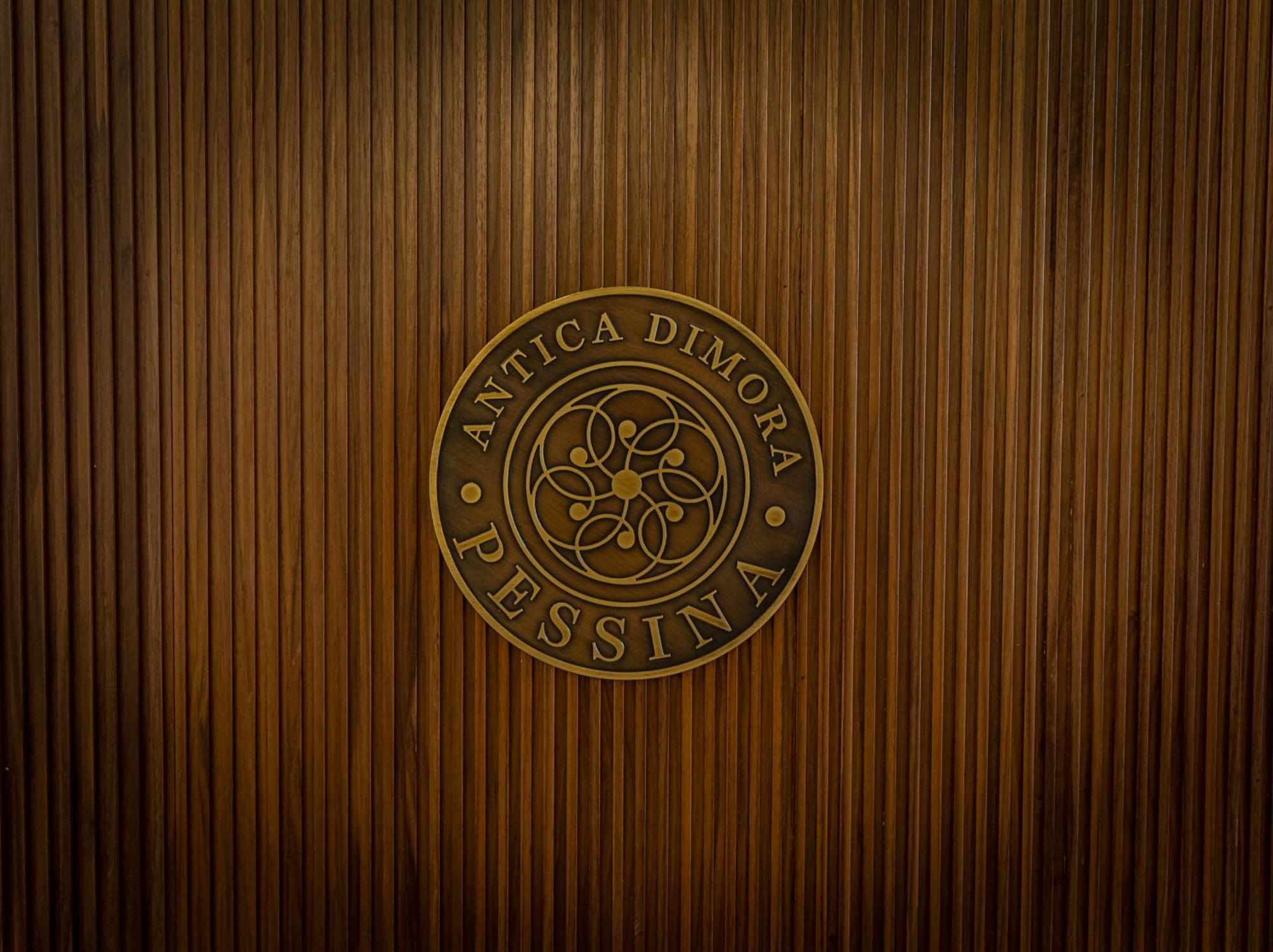 Antica Dimora Pessina Otel Napoli Dış mekan fotoğraf