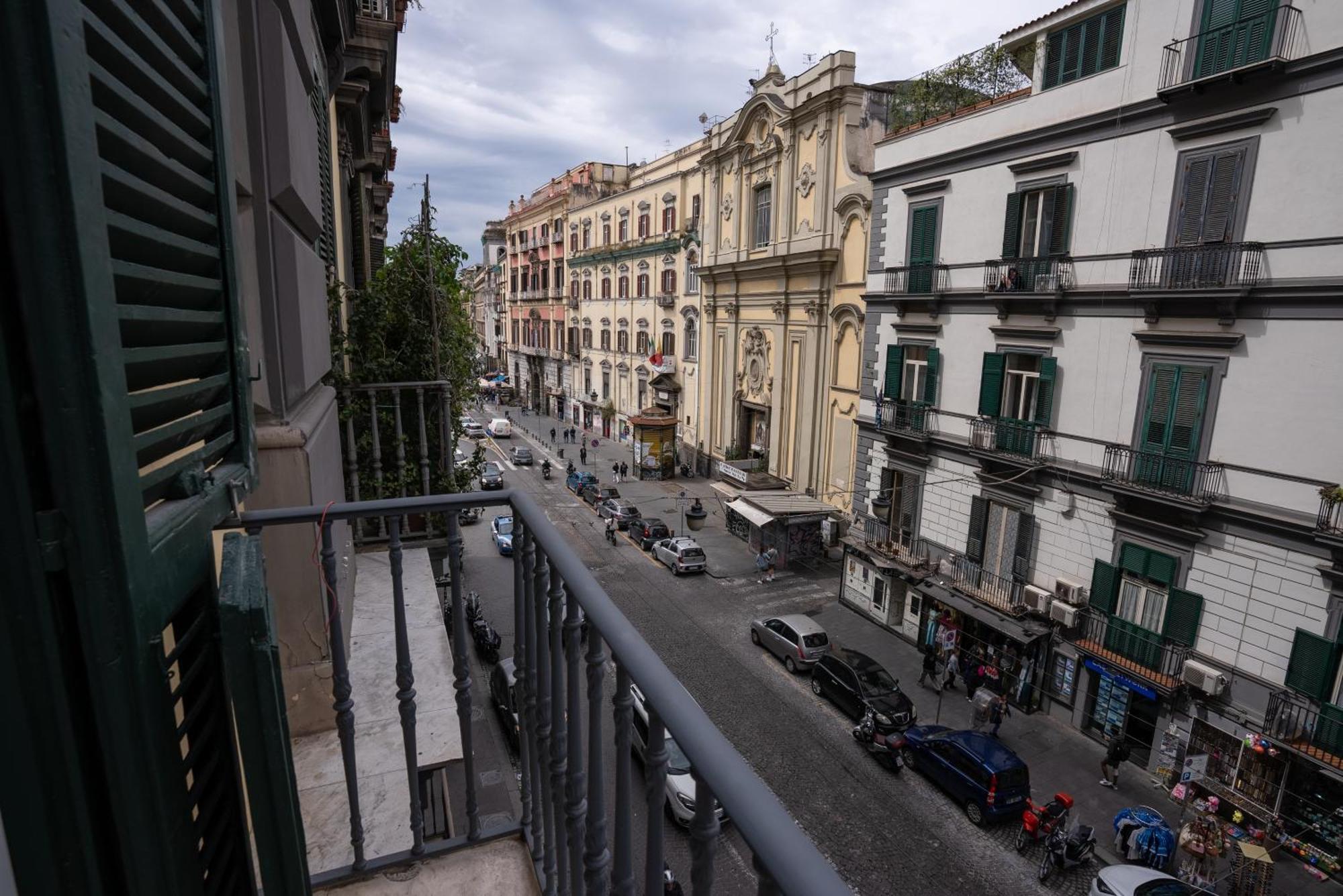 Antica Dimora Pessina Otel Napoli Dış mekan fotoğraf
