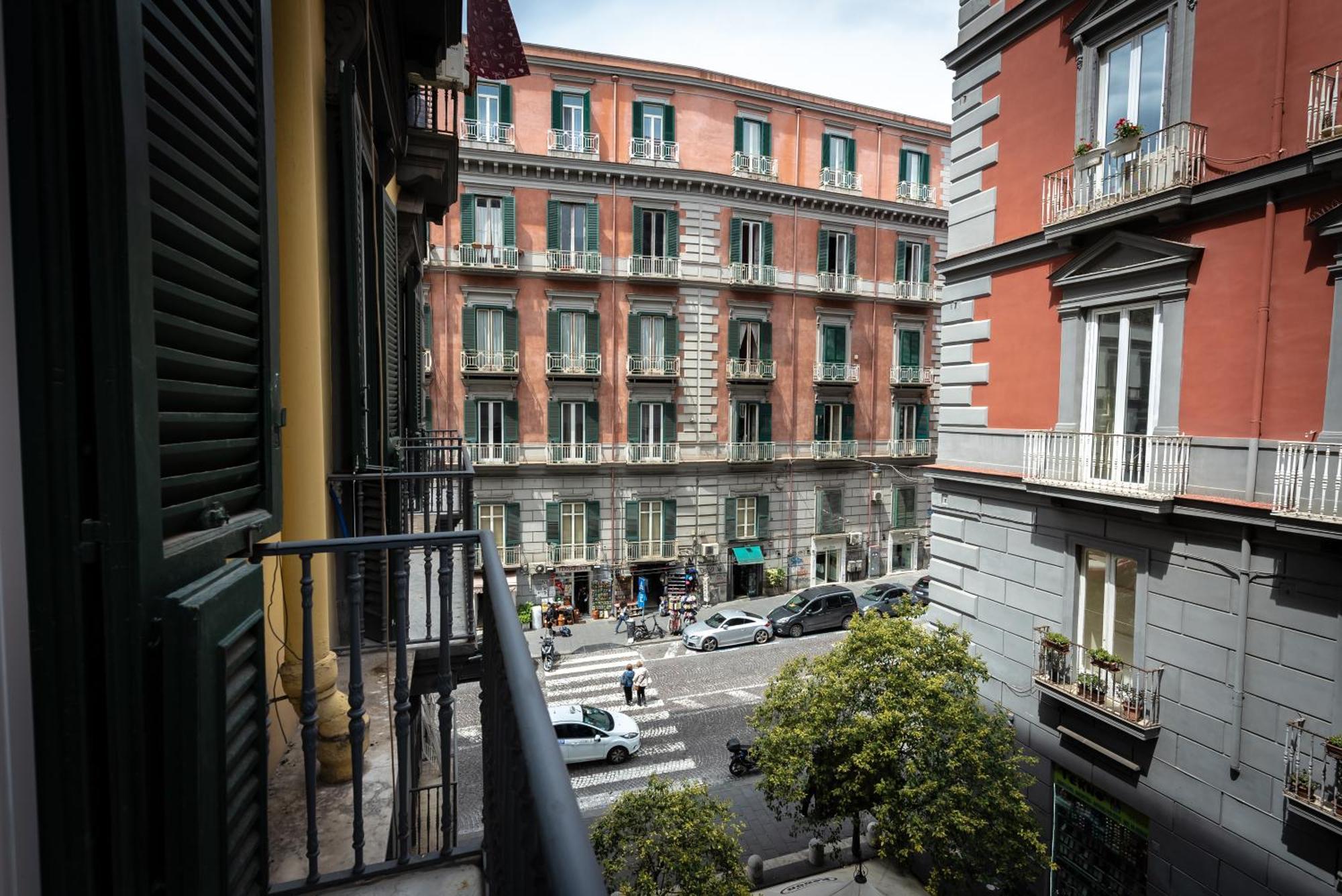 Antica Dimora Pessina Otel Napoli Dış mekan fotoğraf