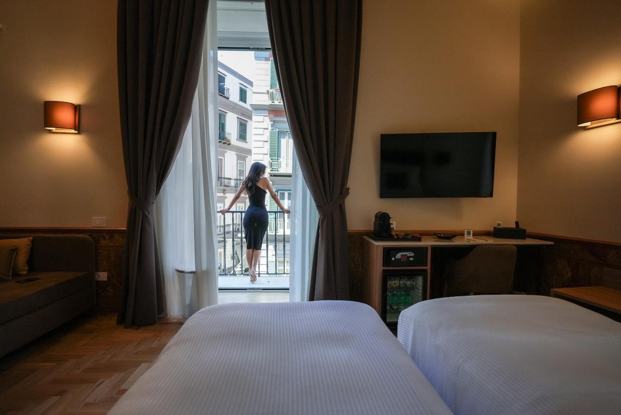 Antica Dimora Pessina Otel Napoli Dış mekan fotoğraf